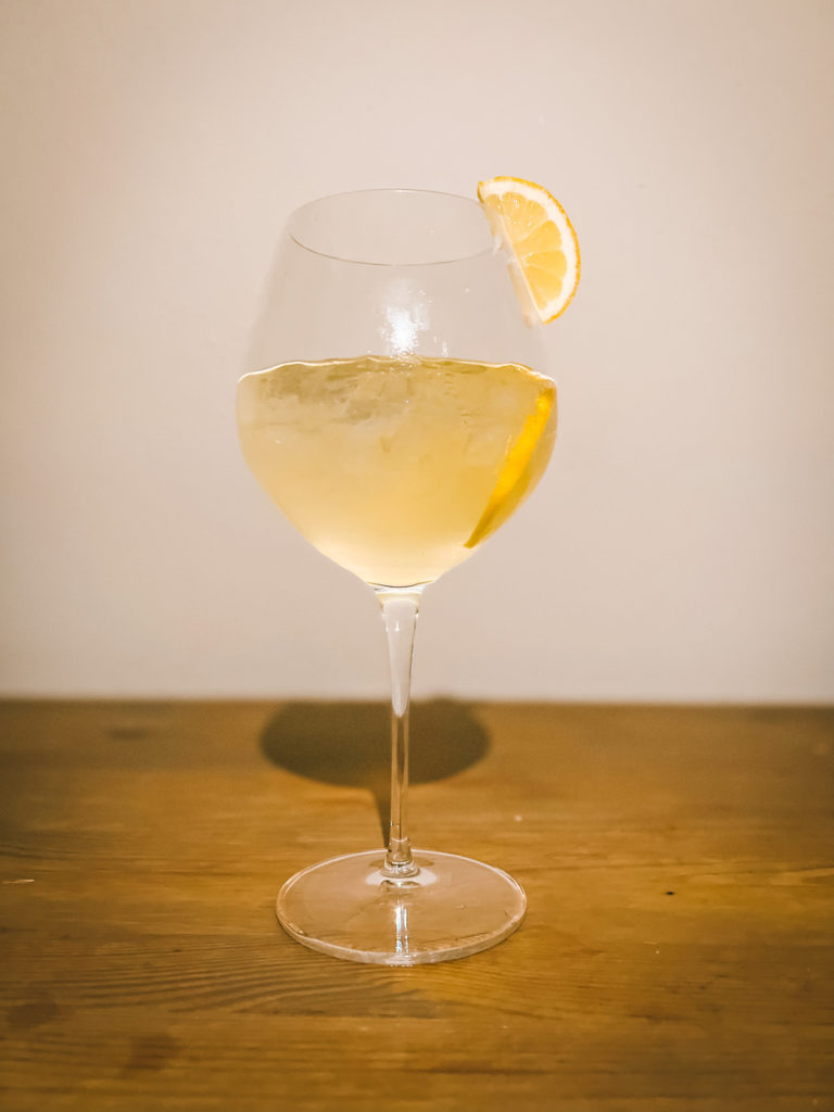 how to make a limoncello spritz, cocktail recipe for an italian aperitivo