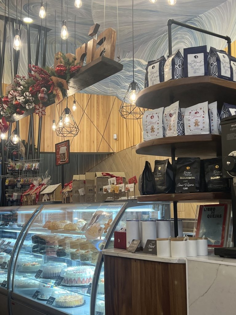 photo of san martin cafe and bakery in Xela